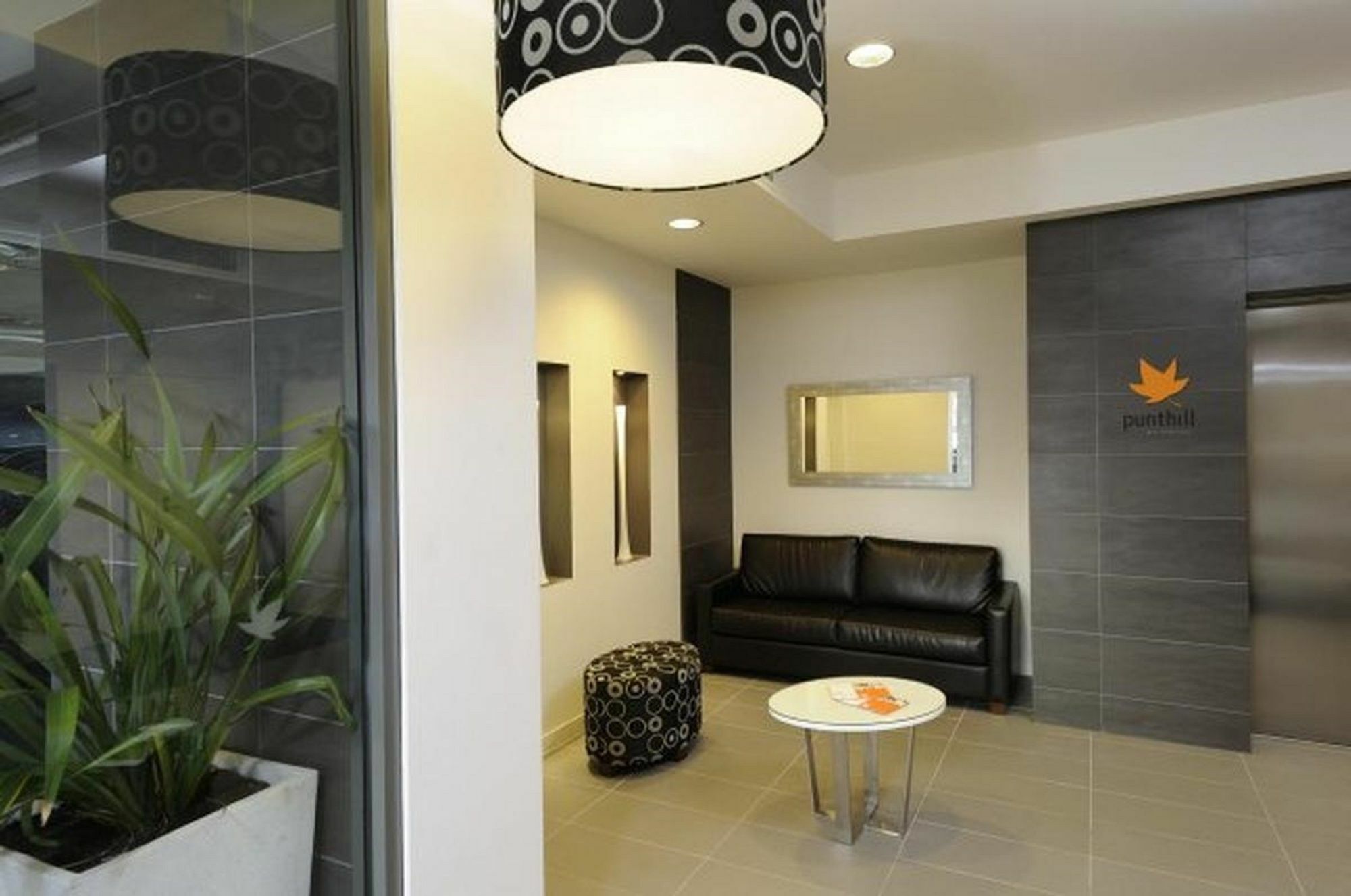 Punthill Oakleigh Aparthotel Buitenkant foto